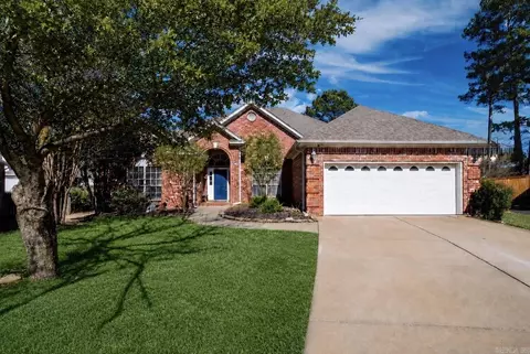 15 Iris Cv, Maumelle, AR 72113