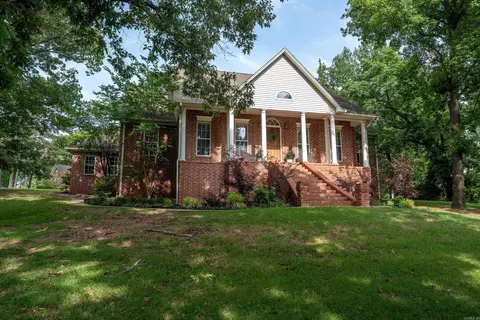 100 Mark Ln, Searcy, AR 72143