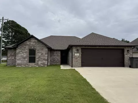 901 S 59th St, Paragould, AR 72450