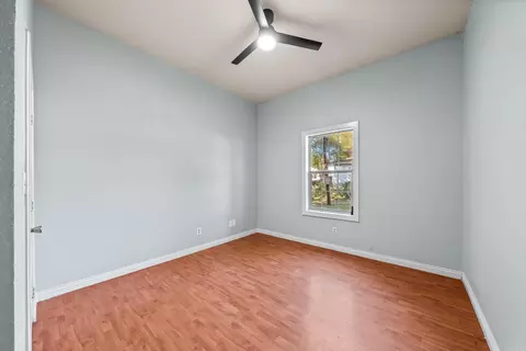 Bedroom - 407 N 4th St, De Queen, AR 71832 photo 1 of 3
