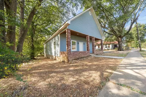 Other - 407 N 4th St, De Queen, AR 71832 photo 1 of 4