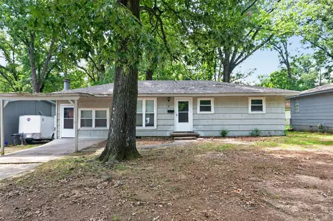 7 Durham Dr, Little Rock, AR 72209