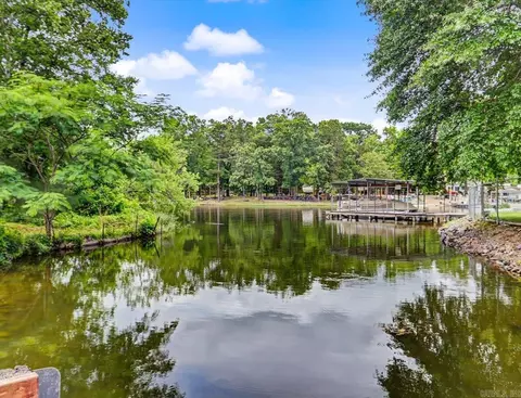 132 Oakridge Rd, Hot Springs, AR 71913
