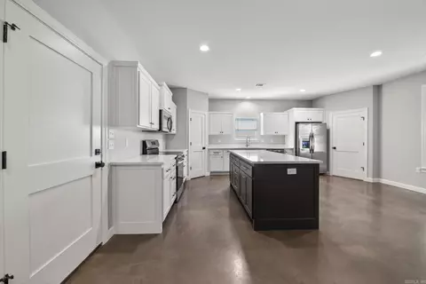 Kitchen - 513 Crepe Myrtle, Cabot, AR 72023 photo 1 of 4