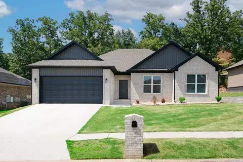 513 Crepe Myrtle, Cabot, AR 72023
