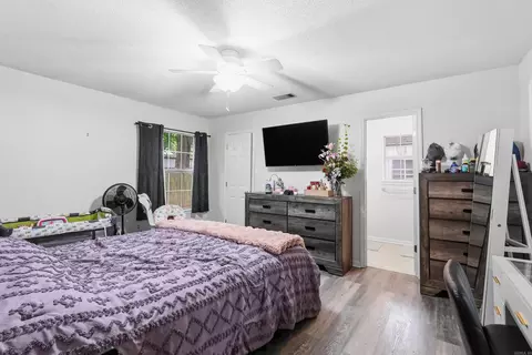 Bedroom - 21 Fox Run Dr, Cabot, AR 72023 photo 1 of 3