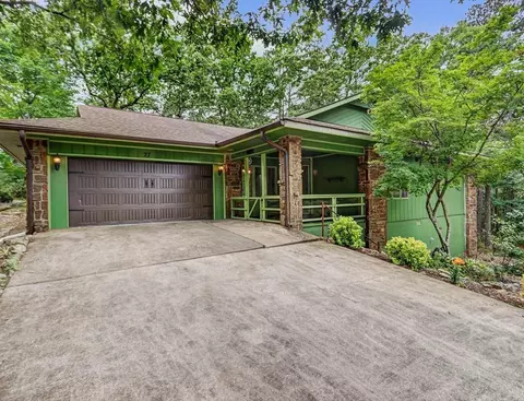 27 Murcia Way, Hot Springs, AR 71909