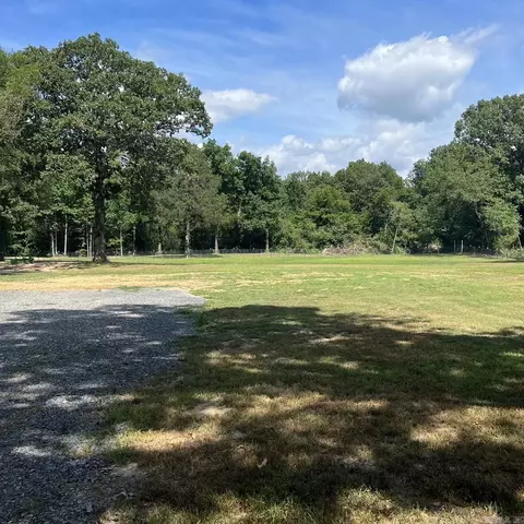 Exterior - 196 Pine Valley Dr, Conway, AR 72034 photo 5 of 7