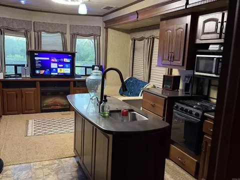 Kitchen - 196 Pine Valley Dr, Conway, AR 72034 photo 2 of 9