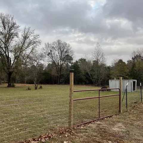 Exterior - 196 Pine Valley Dr, Conway, AR 72034 photo 4 of 7