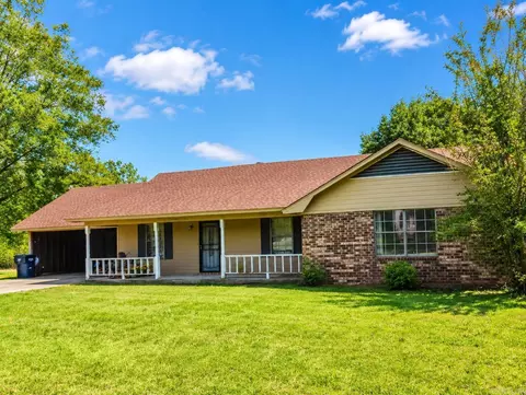 5906 Gwen Ln, Pine Bluff, AR 71603