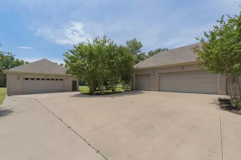 Other - 305 Edgewood Dr, Cabot, AR 72023 photo 9 of 10