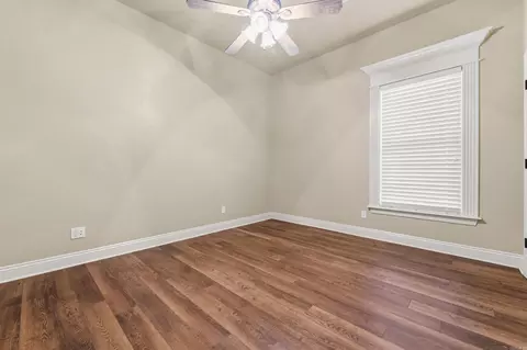 Bedroom - 305 Edgewood Dr, Cabot, AR 72023 photo 3 of 6