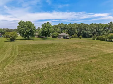 View/Area - 305 Edgewood Dr, Cabot, AR 72023 photo 1 of 1