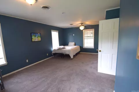 Bedroom - 19919 E Pinnacle Rd, Roland, AR 72135 photo 2 of 5