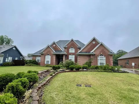 1013 Brownstone Dr, Jonesboro, AR 72404