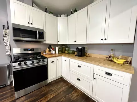 Kitchen - 508 W Main St, Trumann, AR 72472 photo 5 of 6