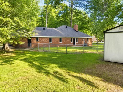 Exterior - 7500 Dolphin Dr, Pine Bluff, AR 71603 photo 3 of 3