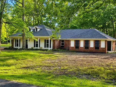 Exterior - 7500 Dolphin Dr, Pine Bluff, AR 71603 photo 2 of 3