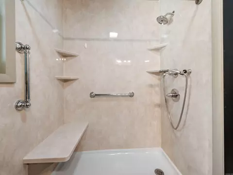 516 Jefferson St, Benton, AR 72015 photo 22
