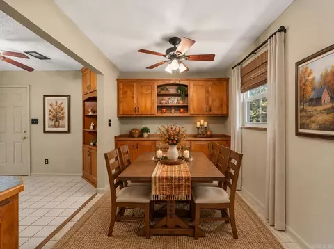 Dining - 516 Jefferson St, Benton, AR 72015 photo 2 of 2