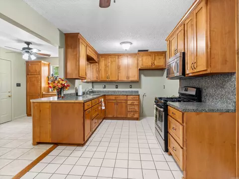 516 Jefferson St, Benton, AR 72015 photo 12