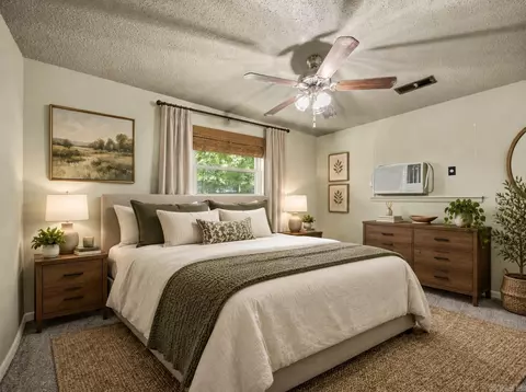 Bedroom - 516 Jefferson St, Benton, AR 72015 photo 9 of 9