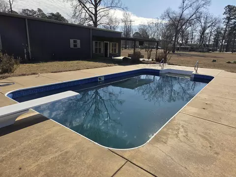 Exterior - 4205 Ryburn Rd, Pine Bluff, AR 71603 photo 4 of 6