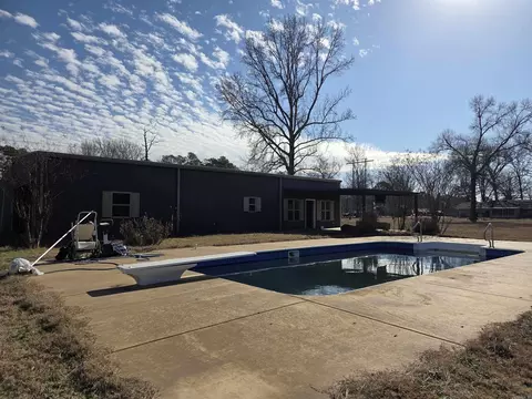 Exterior - 4205 Ryburn Rd, Pine Bluff, AR 71603 photo 3 of 6