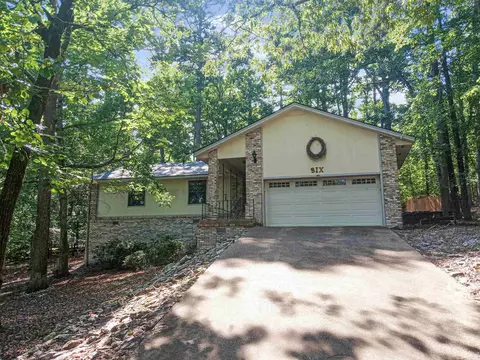 6 N Badalona Dr, Hot Springs Village, AR 71909