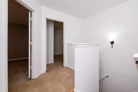 Entry Way - 6 Hickory Ridge Rd, Benton, AR 72019 photo 1 of 7