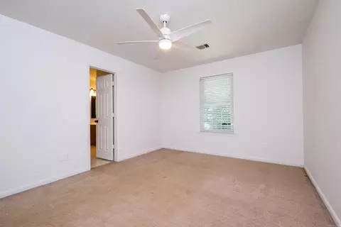 Bedroom - 6 Hickory Ridge Rd, Benton, AR 72019 photo 9 of 11