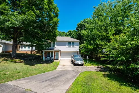 6 Hickory Ridge Rd, Benton, AR 72019