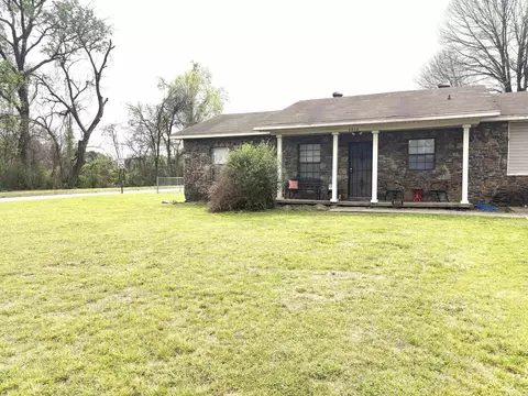 4616 Charles St, North Little Rock, AR 72117