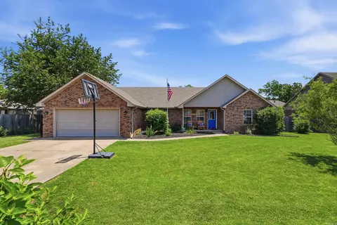 3 Joshua Cir, Conway, AR 72032