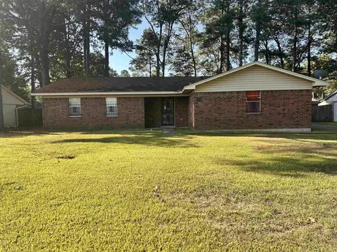 1406 Ridway Rd, Pine Bluff, AR 71603