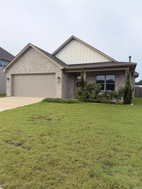 2537 Kara Ln, Bryant, AR 72019
