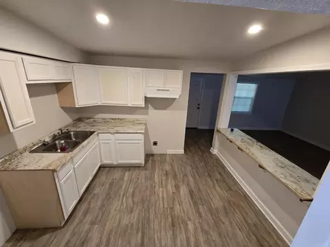 3305 Jonquil, Pine Bluff, AR 71603 photo 2