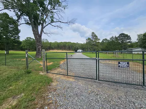 280 Redress Ln, Bee Branch, AR 72013