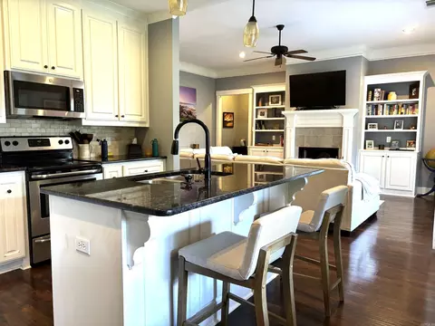 Kitchen - 3158 Haley Ct, Benton, AR 72019 photo 3 of 3