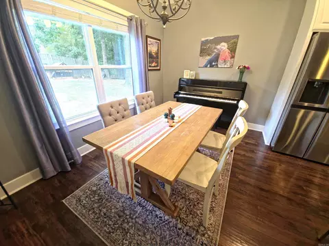 Dining - 3158 Haley Ct, Benton, AR 72019 photo 1 of 2