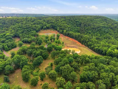 121 Oakstone Hts, Conway, AR 72034