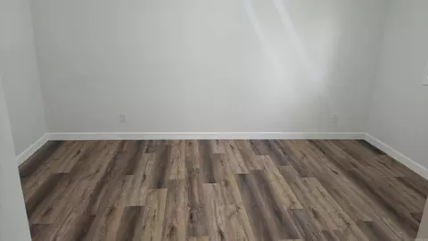 Bedroom - 404 Maple Dr, Mountain View, AR 72560 photo 1 of 1