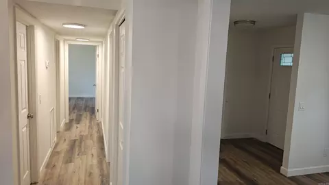 Entry Way - 404 Maple Dr, Mountain View, AR 72560 photo 1 of 3