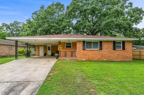 513 E Devon Ave, Sherwood, AR 72120