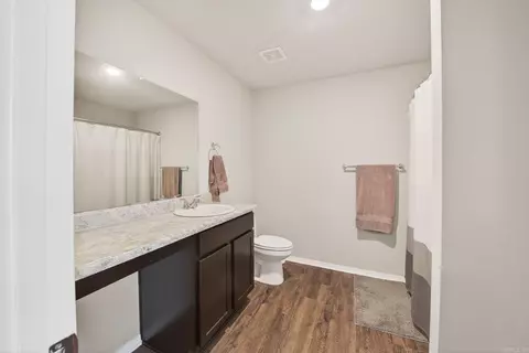 Bath - 23 Erwin Dr, Austin, AR 72007 photo 1 of 2