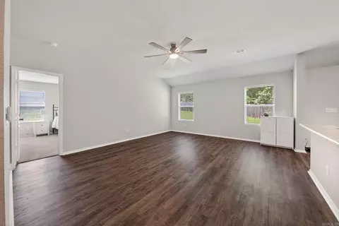 Living - 23 Erwin Dr, Austin, AR 72007 photo 1 of 4