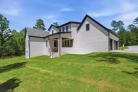 Exterior - 17105 Valley View Loop, Roland, AR 72135 photo 7 of 9