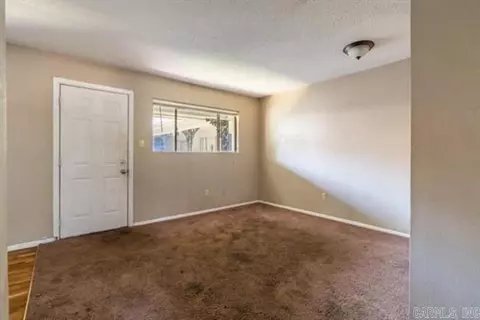 Living - 818 W 28th Ave, Pine Bluff, AR 71603 photo 3 of 3