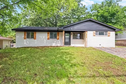 5215 Pike Ave, North Little Rock, AR 72118